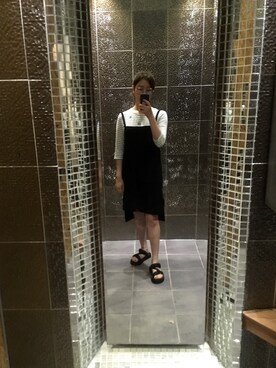 「pegadorのアイテム（サンダル、ブラック系）」を使った、Sobamさん（レディース・160cm）の夏コーディネート