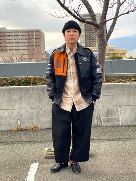 ミリタリージャケットを使った きれいめカジュアル の人気ファッションコーディネート 髪型 アフロ Wear