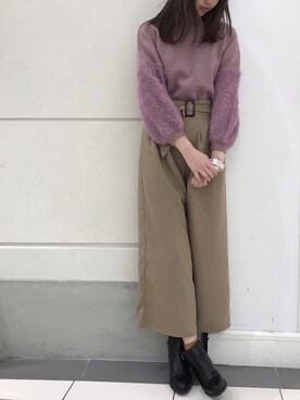 「natural couture（ナチュラルクチュール）のベルト付きハイウエストパンツ（デニムパンツ、ベージュ系）」を使った、natuoodakaさん（レディース）の冬コーディネート