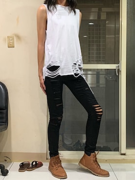 「jeans（ジーンズ）のアイテム」を使った、Su Wei-Hsiangさん（メンズ・188cm）の秋コーディネート