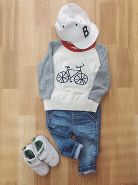 「babyGAP（babyGAP）のアイテム（ニット/セーター、ホワイト系）」を使った、Rさん（キッズ）の春コーディネート
