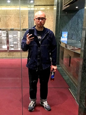「and wander（アンドワンダー）のアイテム（トレンチコート）」を使った、Chun Choiさん（メンズ・170cm）の夏コーディネート