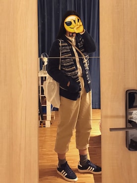 「blue」｜「アイテム（カーディガン/ボレロ）」を使った、Clairekkさん（レディース・170cm）の冬コーディネート
