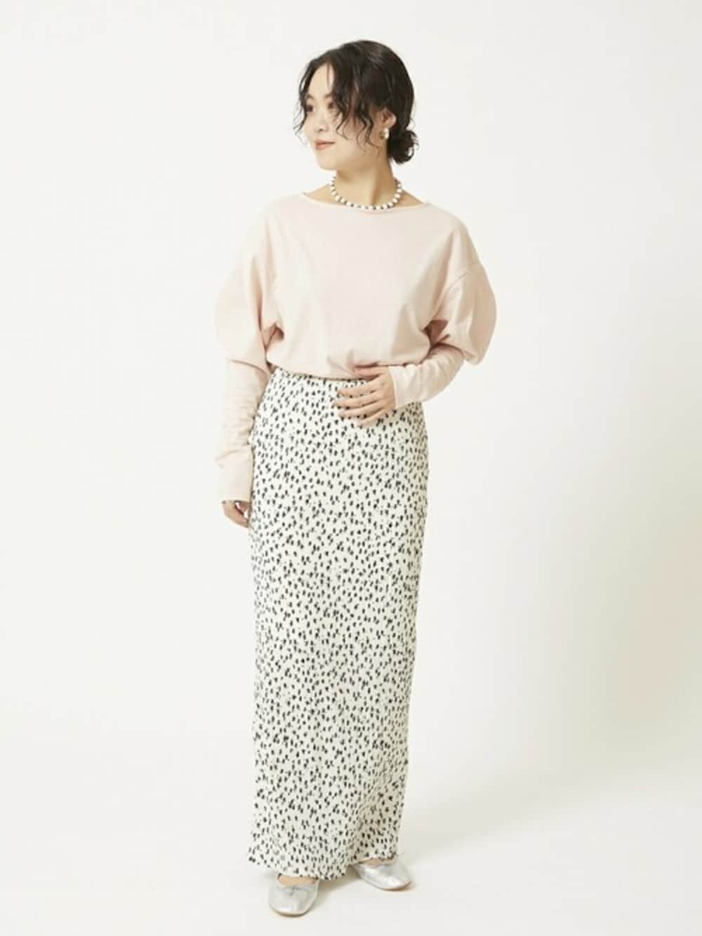 「U by SPICK&SPANのタックスリーブプルオーバー◆（Tシャツ/カットソー、ピンク系）」を使った、YUIさん（レディース・156cm）の冬コーディネートの1枚目の写真