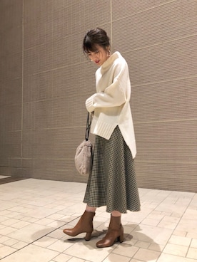 「URBAN RESEARCH ROSSO WOMEN（アーバンリサーチ　ロッソ）のハイネックローゲージニット（ニット/セーター、ホワイト系）」を使った、miuさん（レディース・159cm）の冬コーディネート