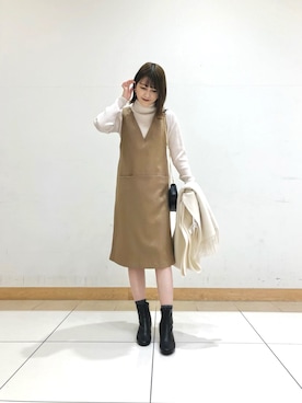 「アーバンリサーチ」｜「アイテム（ジャンパースカート）」を使った、miuさん（レディース・159cm）の秋コーディネート
