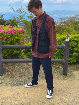 「MR.GENTLEMAN（ミスタージェントルマン）のアイテム（スラックス）」を使った、こーよーさん（メンズ・169cm）の春コーディネート