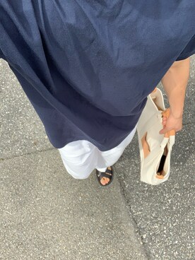 「JIMMY CHOO（ジミーチュウ）のアイテム（サンダル）」を使った、@さん（メンズ・173cm）の秋コーディネート