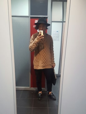 「N°21（ヌメロ ヴェントゥーノ）のアイテム（トップス）」を使った、Ryohsukeさん（メンズ・169cm）の冬コーディネート