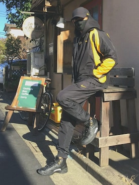 「NIKE（ナイキ）のアイテム（パンツ、ブラック系）」を使った、sukiyaki_papiさん（メンズ・181cm）の冬コーディネート