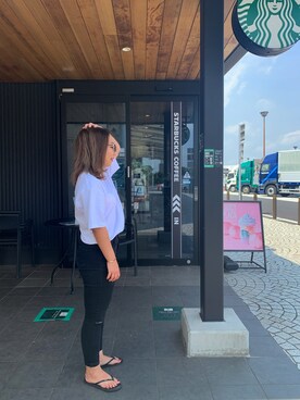 「ROXY（ロキシー）のアイテム（ビーチサンダル）」を使った、kotoiさん（レディース・151cm）の夏コーディネート