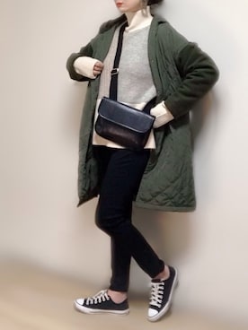 「UNIQLO（ユニクロ）のWOMEN ウルトラストレッチジーンズ（デニムパンツ）」を使った、ange⭐︎さん（レディース・165cm）の冬コーディネート