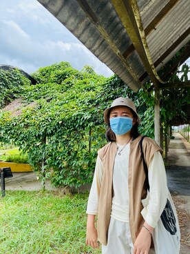 「youths In balaclavaのアイテム（トップス、ベージュ系）」を使った、ccyy00さん（レディース）の春コーディネート