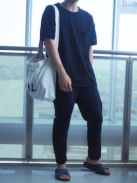 「アイテム（バングル/リストバンド）」を使った、りょうさん（メンズ・174cm・20代）の夏コーディネート