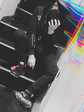 「OFF-WHITE」｜「アイテム（ブルゾン）」を使った、kさん（メンズ・160cm）の秋コーディネート