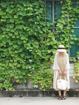 「SM2（エスエムツー）のアイテム（ジャンパースカート、イエロー系）」を使った、肥腻腻さん（レディース・163cm）の夏コーディネート