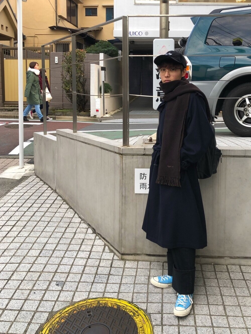 「古着のアイテム（キャップ、ブラック系）」を使った、genさん（メンズ・168cm）の冬コーディネートの1枚目の写真