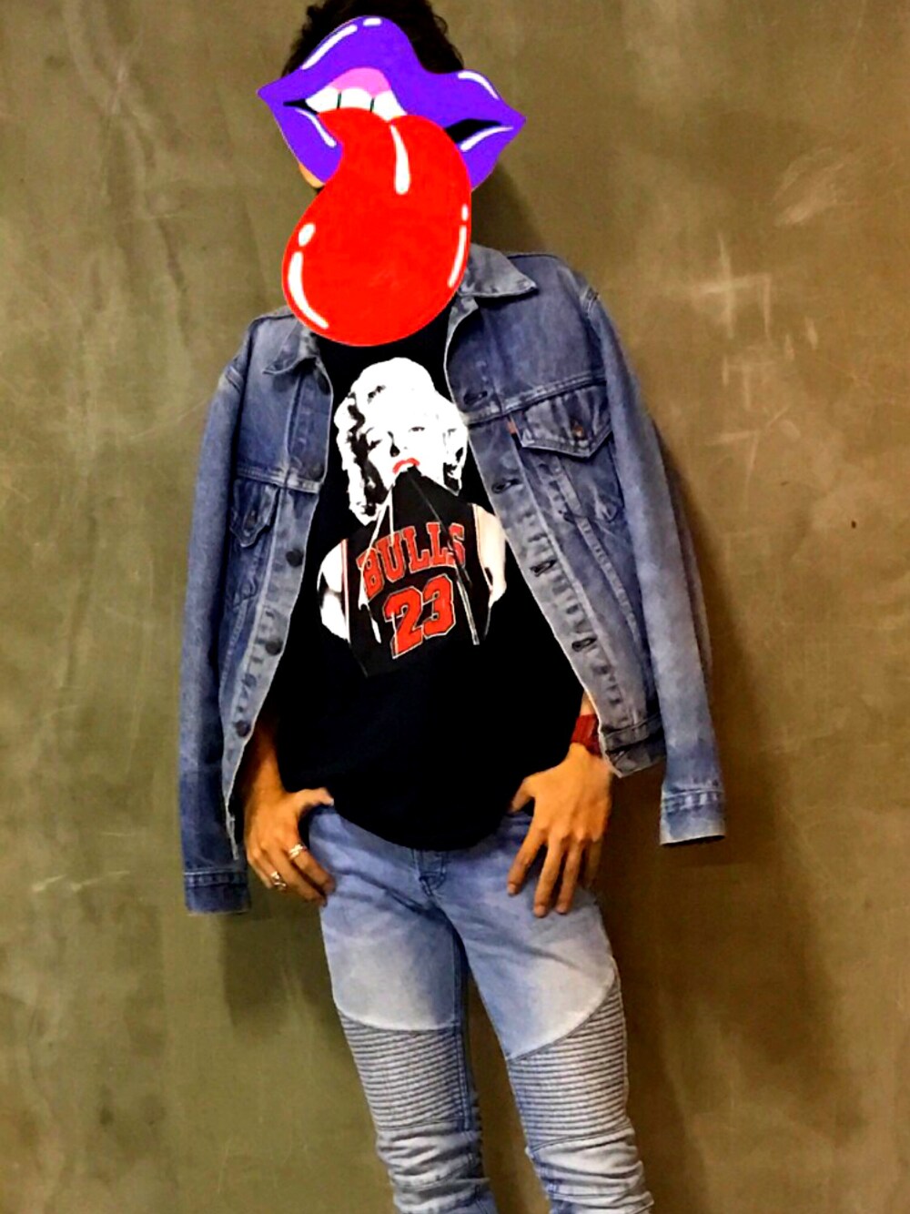 「夏コーデ、デニムジャケット」｜「Levi'sのアイテム（デニムジャケット、ブルー系）」を使った、K&Kさん（メンズ・172cm）の春コーディネートの1枚目の写真