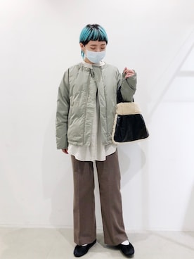 「SENSE OF PLACE by URBAN RESEAR」｜「アイテム（ダウンジャケット/コート）」を使った、微さん（レディース・158cm）の秋コーディネート