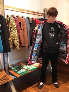 「アイテム（ミリタリージャケット、レッド系）」を使った、hyshmt04さん（メンズ・180cm）の秋コーディネート