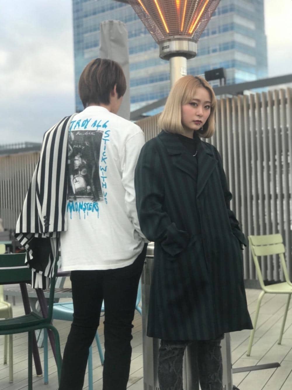 「春コーデ、HYSTERICS、thee hysteric xxx」｜「HYSTERIC GLAMOURのロングジャケット（テーラードジャケット、グリーン系）」を使った、hyshmt04さん（メンズ・180cm）の冬コーディネートの1枚目の写真