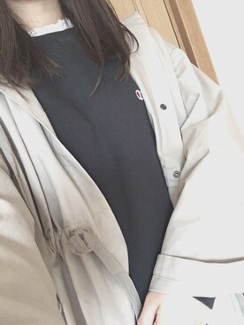 「KBF（ケイビーエフ）のBIGフーディコート（その他アウター）」を使った、aoさん（レディース・156cm）の春コーディネート