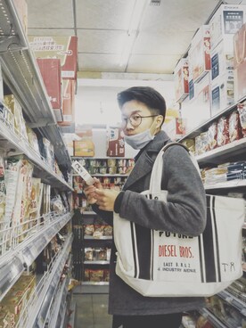 「VINCE（ヴィンス）のアイテム」を使った、Hiraethさん（メンズ・181cm）の冬コーディネート