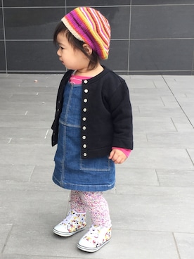 「UGG（アグ）のアイテム（帽子）」を使った、HaruAoiさん（キッズ・80cm）の春コーディネート