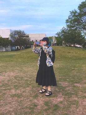 「Teva（テバ）のTeva / プラットフォーム ユニバーサル（サンダル）」を使った、KIMさん（レディース・160cm）の春コーディネート