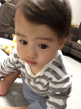 「無印良品（ムジルシリョウヒン）のアイテム（Tシャツ/カットソー、グレー系）」を使った、かんちゃんさん（キッズ・80cm）の秋コーディネート