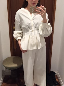 「タックブラウス」｜Loungedressさん（レディース・160cm）の冬コーディネート
