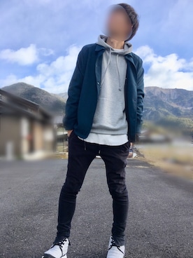 「improves（インプローブス）のアイテム（パーカー）」を使った、t@1さん（メンズ・174cm）の冬コーディネート