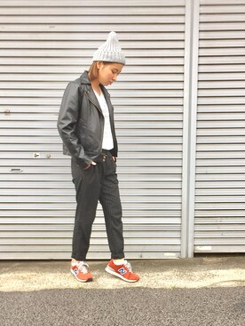「ストライプパンツ」｜「アイテム（ライダースジャケット）」を使った、あじゅんさん（レディース・158cm）の春コーディネート
