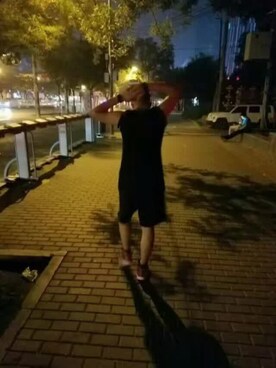 「アイテム（トップス）」を使った、TWENTY-SEVEN さん（メンズ・185cm）の春コーディネート