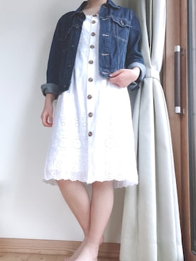 「部屋撮り」｜「アイテム（デニムジャケット）」を使った、camelliaさん（レディース・160cm）の春コーディネート