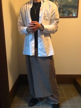 「N.HOOLYWOOD」｜「アイテム（スラックス）」を使った、ましろ。さん（メンズ・186cm）の春コーディネート