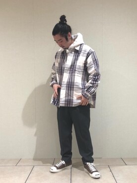 「BIG MAC（ビッグマック）のアイテム（トップス）」を使った、富田（tomida）さん（メンズ・174cm）の冬コーディネート