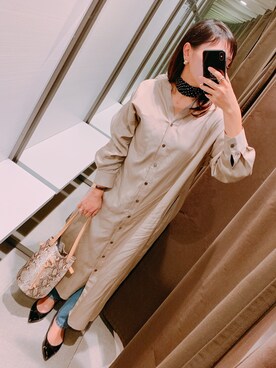 「SLOBE IENA」｜「アイテム（シャツワンピース）」を使った、sioriさん（レディース・157cm）の春コーディネート