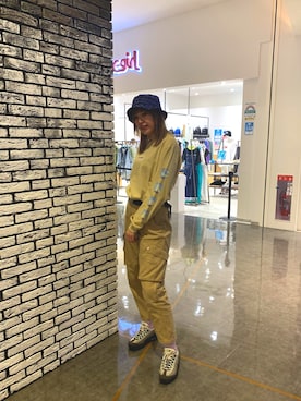 伏木 栞織さんのコーディネート