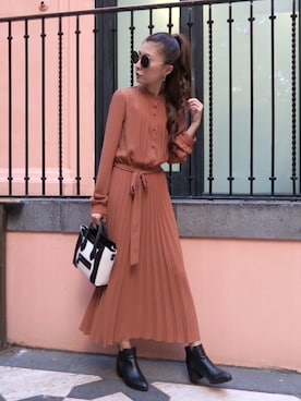 「ブラウン×ブラック」｜「アイテム（ワンピース/ドレス）」を使った、shiokoさん（レディース・155cm）の秋コーディネート