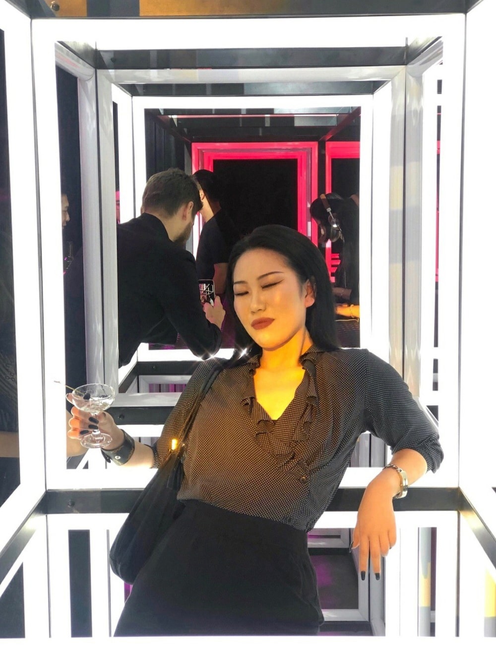 「黒、秋コーデ、zegna、shanghai」｜「INES DE LA FRESSANGEのアイテム（シャツ/ブラウス、その他）」を使った、Feltiさん（レディース・168cm）の秋コーディネートの1枚目の写真
