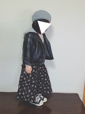 「ガウチョパンツ」｜「アイテム（ライダースジャケット）」を使った、ico&hicoさん（キッズ・100cm）の春コーディネート