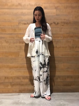 「BEAUTY&YOUTH UNITED ARROWS（ビューティーアンドユースユナイテッドアローズ）のBY テレコリブワイドストラップタンクトップ（タンクトップ、ブルー系）」を使った、Sayaka Toujouさん（レディース・160cm）の春コーディネート