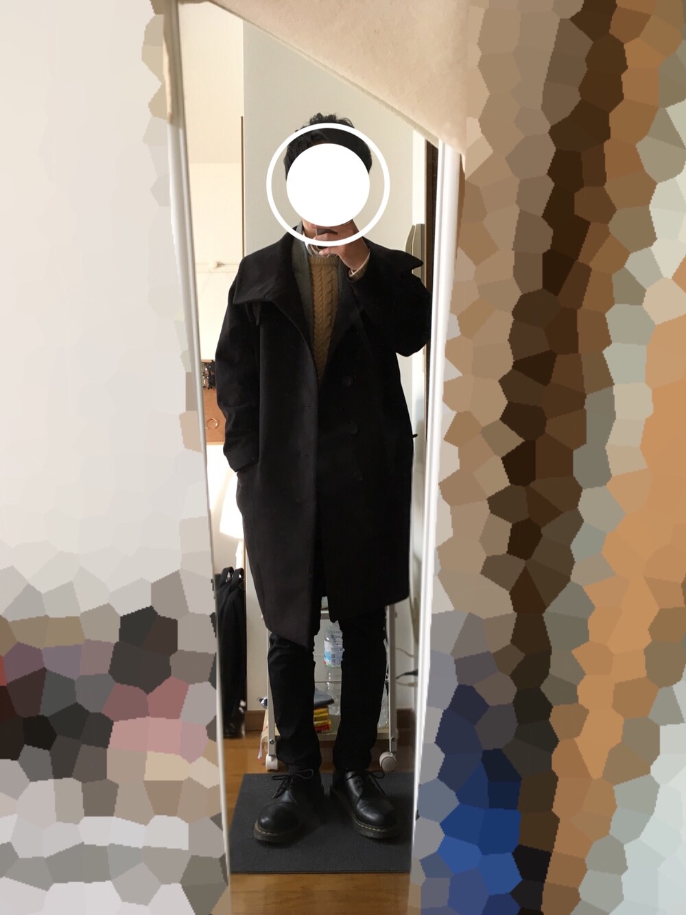 「低身長、カジュアルコーデ、ビッグシルエット、オーバーコート、シンプルコーデ、茶系、シンプル、TROVE、Dr.Martens、コクーンコート」｜「Dr. MartensのDr.Martens/ドクターマーチン/1461 3EYE GIBSON 3ホール ギブソン（ブーツ、ブラック系）」を使った、いのっちさん（メンズ・167cm）の冬コーディネートの1枚目の写真