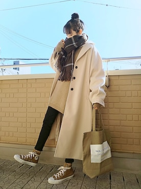 「アイテム（ステンカラーコート、ホワイト系）」を使った、k(ani)さん（レディース・161cm）の冬コーディネート