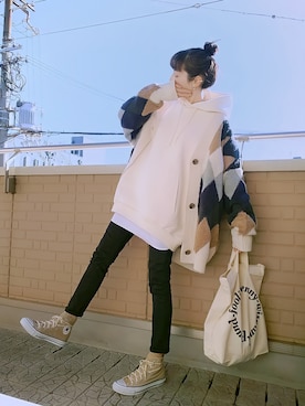 「アイテム（イヤリング（片耳用））」を使った、k(ani)さん（レディース・161cm）の冬コーディネート