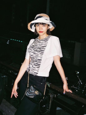 美南レイラさんのコーディネート