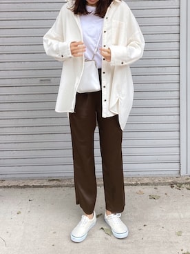 「LAURA DI MAGGIO（ローラディマッジオ）のアイテム」を使った、yattiiさん（レディース・164cm）の秋コーディネート