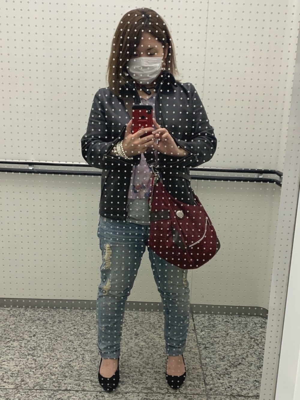 「デニムパンツ、革ジャンコーデ、ハイストリート、アンティカ(antiqua)」｜「HIGH STREETの【LEON掲載商品】HIGH STREET∴シープレザードリズラー（ライダースジャケット、ブラック系）」を使った、ぴろさん（レディース・154cm）の春コーディネートの1枚目の写真