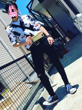 「H&M（エイチ・アンド・エム）のアイテム（シャツ/ブラウス、ホワイト系）」を使った、lawmaさん（メンズ・166cm）の夏コーディネート